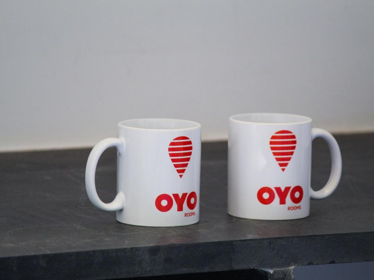Oyo 72519 Meera Bhawan Hotel วรินดาวัน ภายนอก รูปภาพ